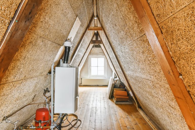 beautiful oblong attic 768x512 1